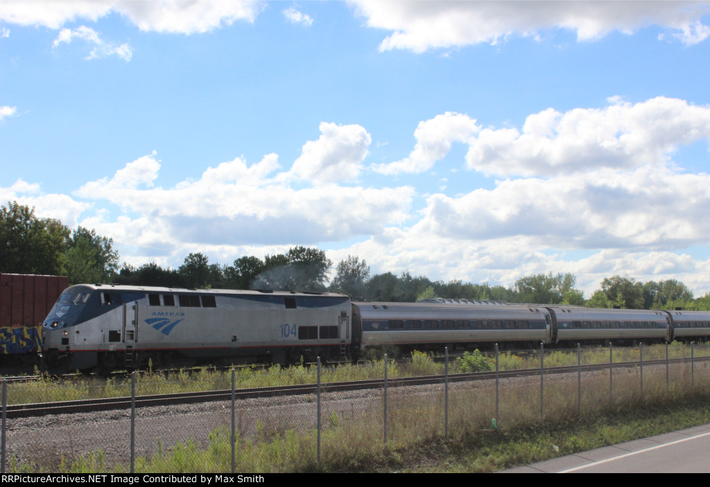 Amtrak 64 "Maple Leaf"